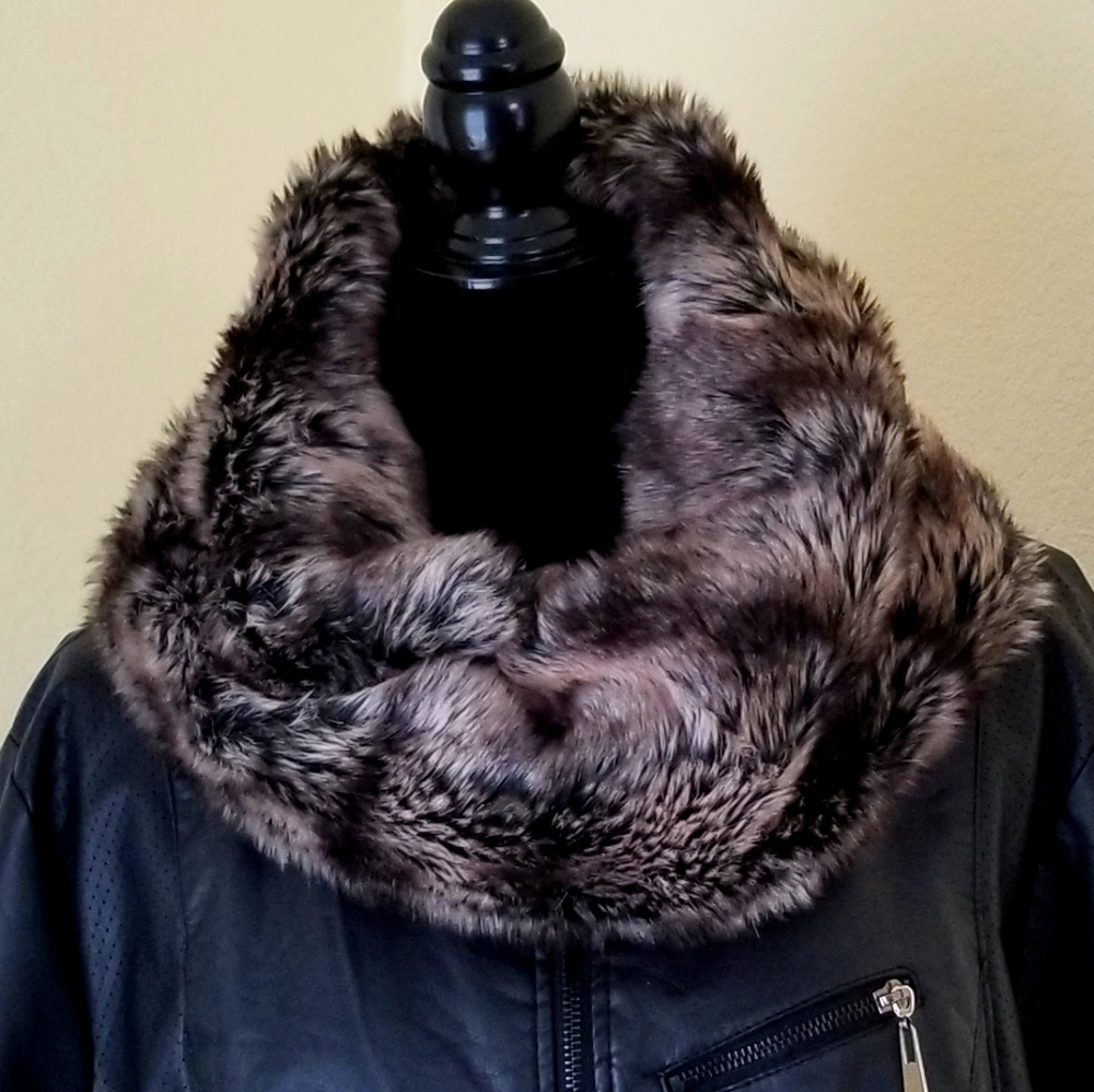 Faux fur neck warmer